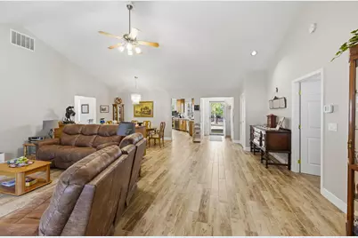 51730 Pine Loop Drive, La Pine, OR 97739 - Photo 5