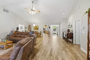 51730 Pine Loop Dr, La Pine, OR 97739 - Photo 5