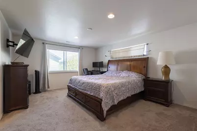 21190 Darnel Avenue, Bend, OR 97702 - Photo 19
