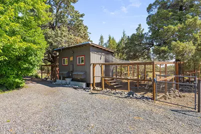 23420 Bear Creek Road, Bend, OR 97701 - Photo 57