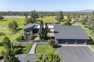 23420 Bear Creek Rd, Bend, OR 97701 - Photo 3