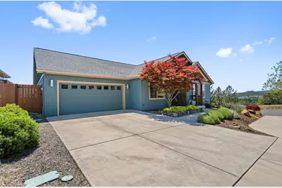 1008 Azure Way, Eagle Point, OR 97524 - Photo 5