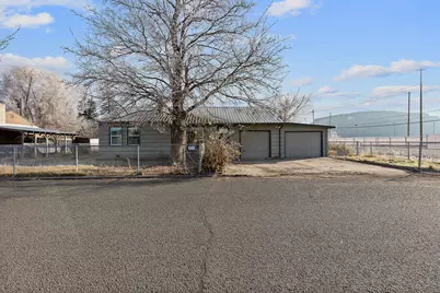 790 SE Garner Street, Prineville, OR 97754 - Photo 23