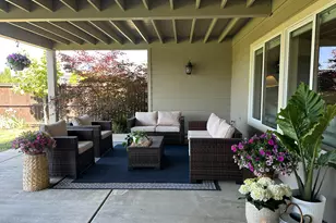 4432 Vista Pointe Dr, Medford, OR 97504 - Photo 9