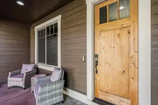536 W La Strada Circle, Medford, OR 97504 - Photo 3