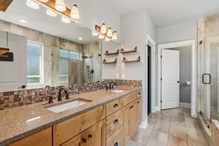 536 W La Strada Circle, Medford, OR 97504 - Photo 29