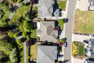 536 W La Strada Circle, Medford, OR 97504 - Photo 45