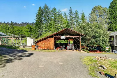 2444 Gardner Road, Eagle Point, OR 97524 - Photo 39