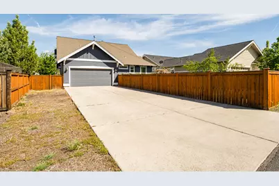 889 NW 13th Street, Redmond, OR 97756 - Photo 57