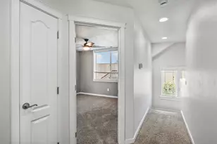 889 Northwest 13th St, Redmond, OR 97756 - Photo 29