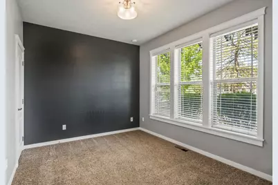 889 NW 13th Street, Redmond, OR 97756 - Photo 21