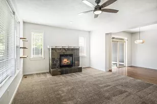 889 Northwest 13th St, Redmond, OR 97756 - Photo 13