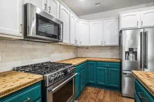 889 Northwest 13th St, Redmond, OR 97756 - Photo 15
