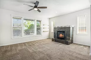 889 Northwest 13th St, Redmond, OR 97756 - Photo 9