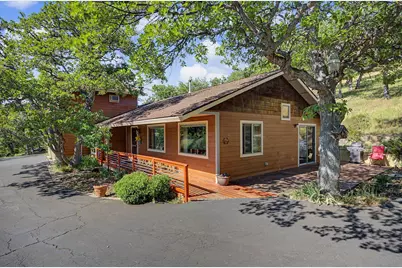 5366 Pioneer Road, Medford, OR 97501 - Photo 5