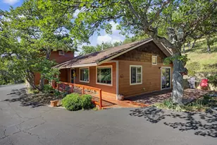 5366 Pioneer Rd, Medford, OR 97501 - Photo 5