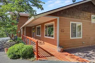 5366 Pioneer Rd, Medford, OR 97501 - Photo 1