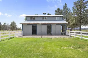 21837 Repine Dr, Bend, OR 97701 - Photo 39