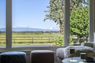 21837 Repine Dr, Bend, OR 97701 - Photo 9