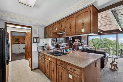 5245 Pioneer, Medford, OR 97501 - Photo 9