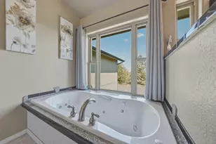 21283 Dove Ln, Bend, OR 97702 - Photo 35