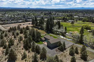 21283 Dove Ln, Bend, OR 97702 - Photo 97