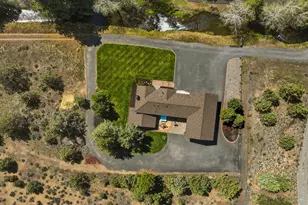 21283 Dove Ln, Bend, OR 97702 - Photo 99