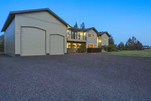 21283 Dove Ln, Bend, OR 97702 - Photo 111