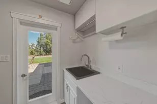 21283 Dove Ln, Bend, OR 97702 - Photo 59