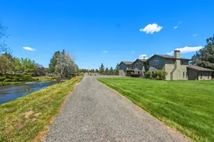 21283 Dove Ln, Bend, OR 97702 - Photo 13