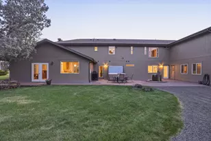 21283 Dove Ln, Bend, OR 97702 - Photo 109