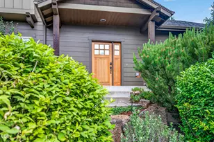 61433 Linton Loop, Bend, OR 97702 - Photo 11