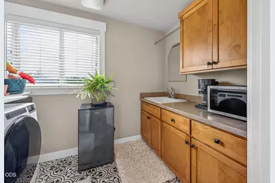 61433 Linton Loop, Bend, OR 97702 - Photo 39