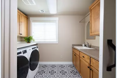 61433 Linton Loop, Bend, OR 97702 - Photo 19