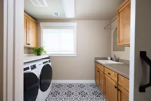 61433 Linton Loop, Bend, OR 97702 - Photo 19