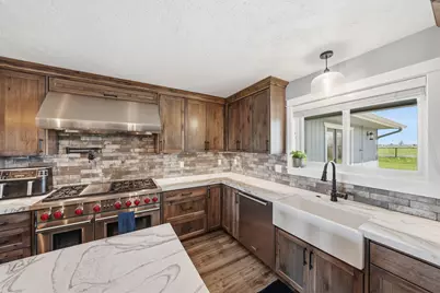 26345 Walker Road, Bend, OR 97701 - Photo 19