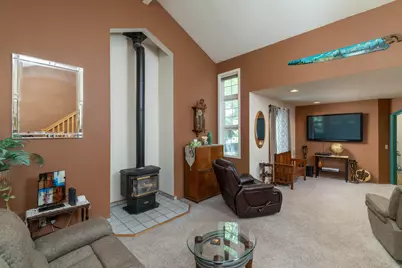1757 NE Bobbie Court, Bend, OR 97701 - Photo 5