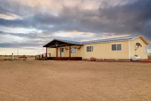 89438 W Campbell Ln, Christmas Valley, OR 97641 - Photo 3