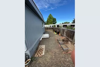 3431 S Pacific #SPC 93, Medford, OR 97501 - Photo 13