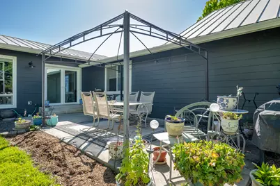 5900 Peace Lane, Central Point, OR 97502 - Photo 21