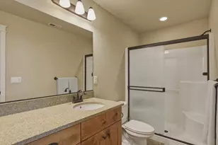 3410 SW 28th St, Redmond, OR 97756 - Photo 11