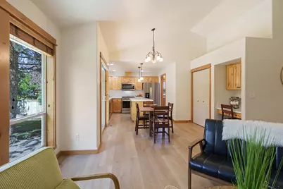 60825 Grand Targhee Drive, Bend, OR 97702 - Photo 7