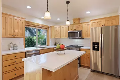 60825 Grand Targhee Drive, Bend, OR 97702 - Photo 9