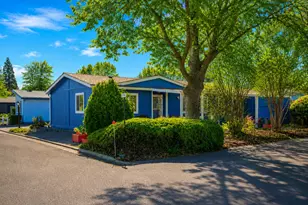 4624 S Pacific Hwy, Phoenix, OR 97535 - Photo 1
