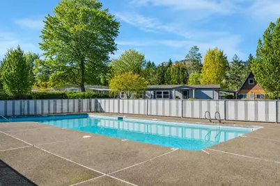 4624 S Pacific Highway #UNIT 17, Phoenix, OR 97535 - Photo 23