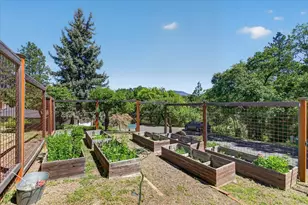1020 Walker Ave, Ashland, OR 97520 - Photo 39