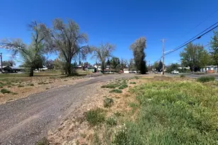 2007 Modoc St, Klamath Falls, OR 97601 - Photo 1