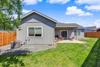 1956 Layla Drive, Medford, OR 97501 - Photo 21
