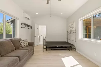 6914 Redstart Road, Klamath Falls, OR 97601 - Photo 29