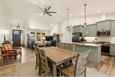 6914 Redstart Road, Klamath Falls, OR 97601 - Photo 17